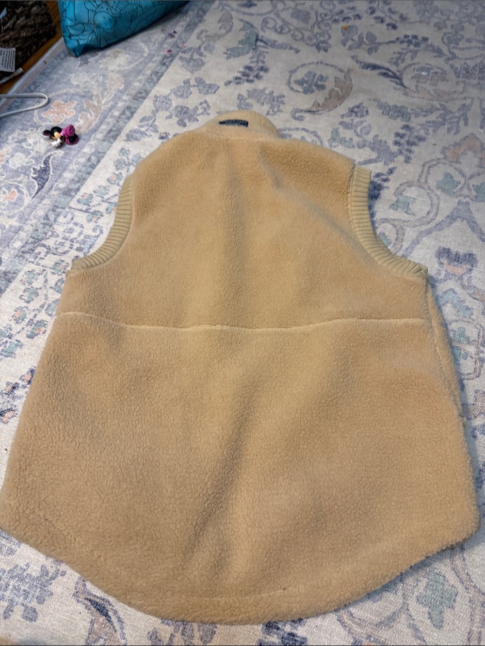 Vineyard Vines Men's Tan Fleece Zip-Up Vest - Picture 4 of 6